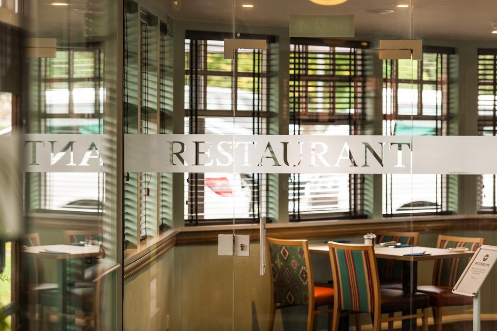 Leonardo Inn Aberdeen Airport Dyce Buitenkant foto